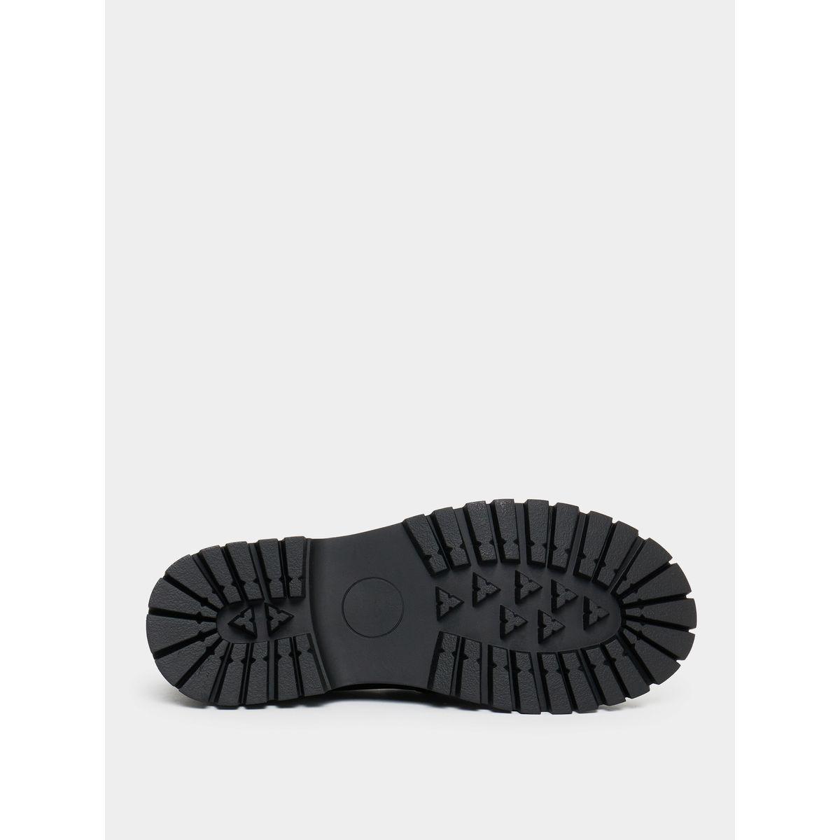 حذاء لوفرز كلاسيك بمقدمة دائرية-women-shoes-loafersandmoccasins-image-6