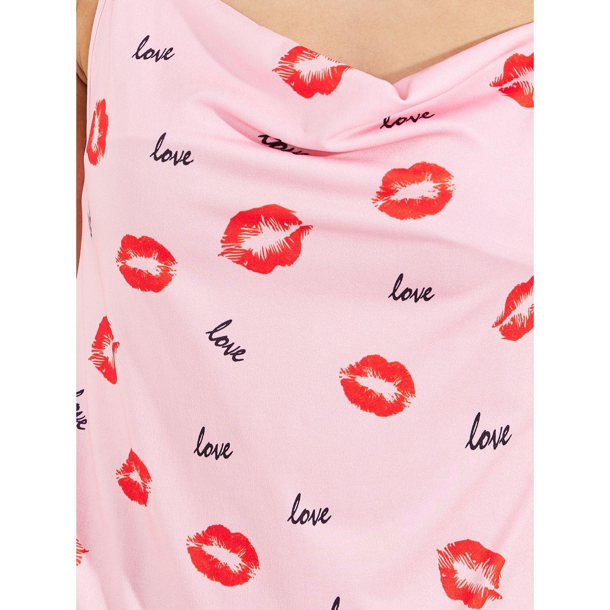 Styli Unwind AOP Love Lips Cami & Shorts Set-women-clothing-nightwear-pyjamas-shortsets-image-3