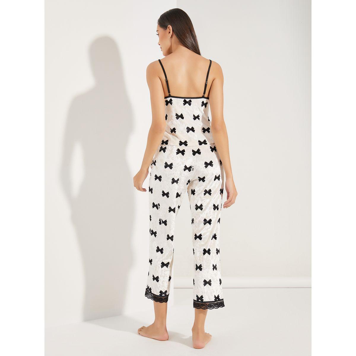 Styli Unwind AOP Bow Print lace Detail Cami & Crop Pant Pyjama Set-women-clothing-nightwear-pyjamas-longsets-image-4