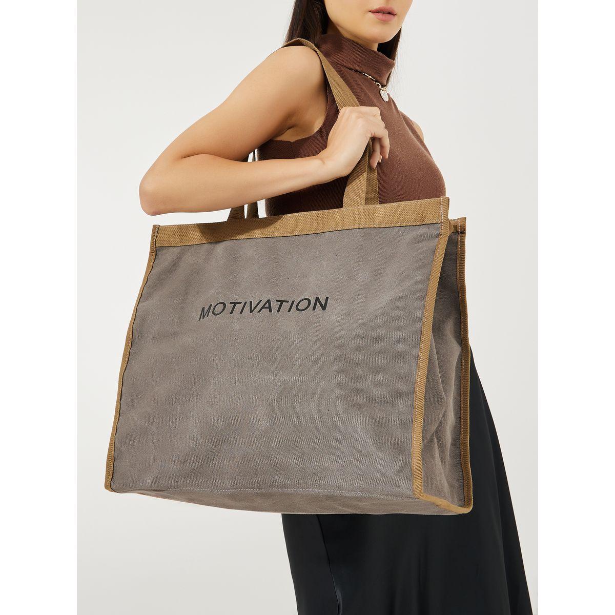 شنطة توتي مطبعة بكتابة مع سحَّاب غلق-women-bagsandwallets-handbags-image-2