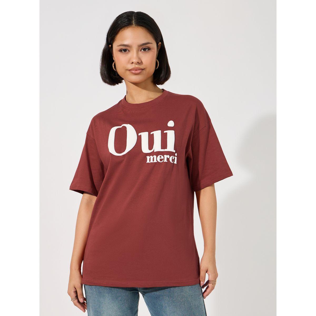 تيشيرت فضفاض مطبع بطبعة كتابة-women-clothing-tshirts-image-1