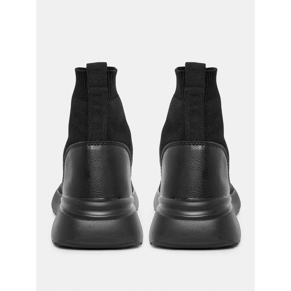 حذاء بتفاصيل محبوكة وسهل الارتداء-women-shoes-sneakers-image-4
