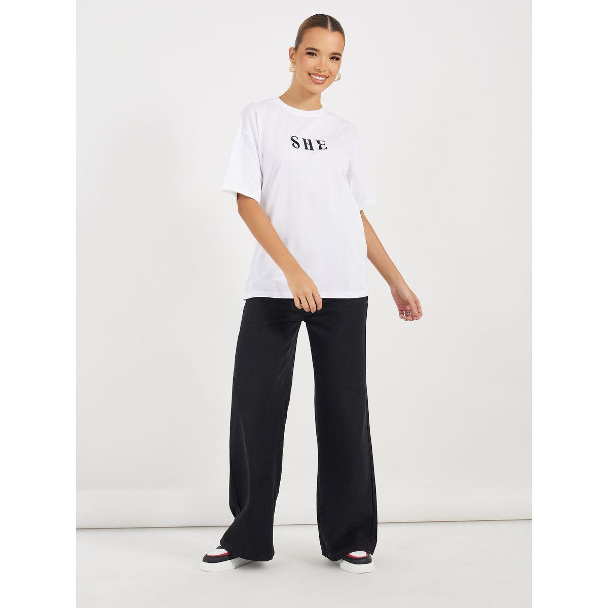 تيشيرت فضفاض بكتابة مُطرّزة-women-clothing-tshirts-image-2