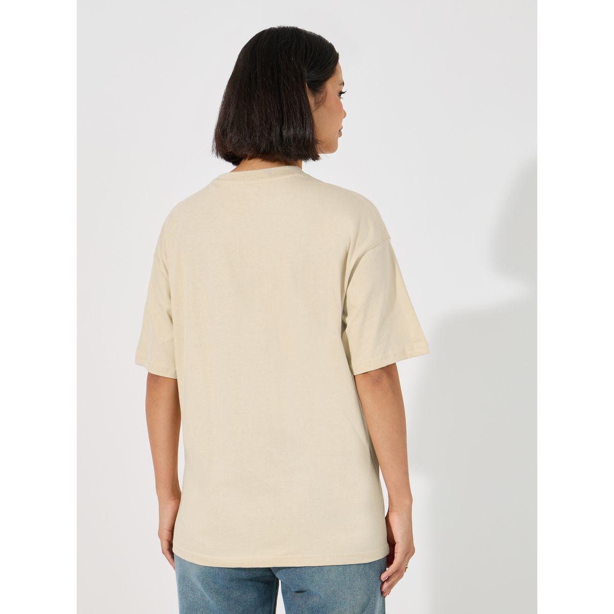 تيشيرت فضفاض مُطرّز بكتابة-women-clothing-tshirts-image-4