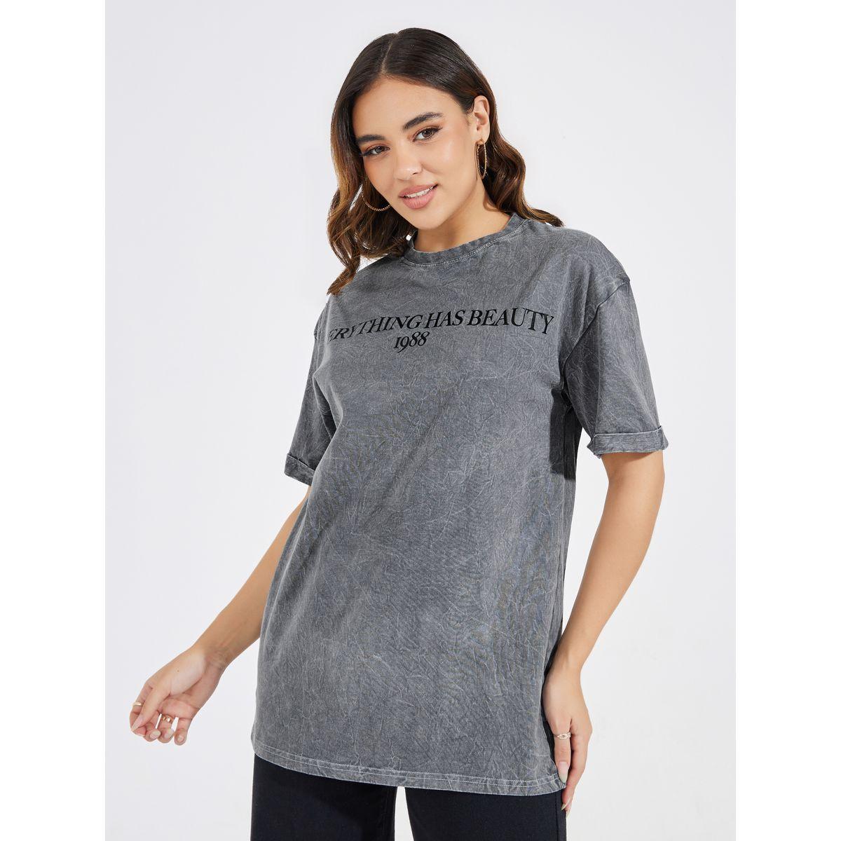 تيشيرت مطبع بطبعة كتابة مع أكمام ملفوفة-women-clothing-tshirts-image-1