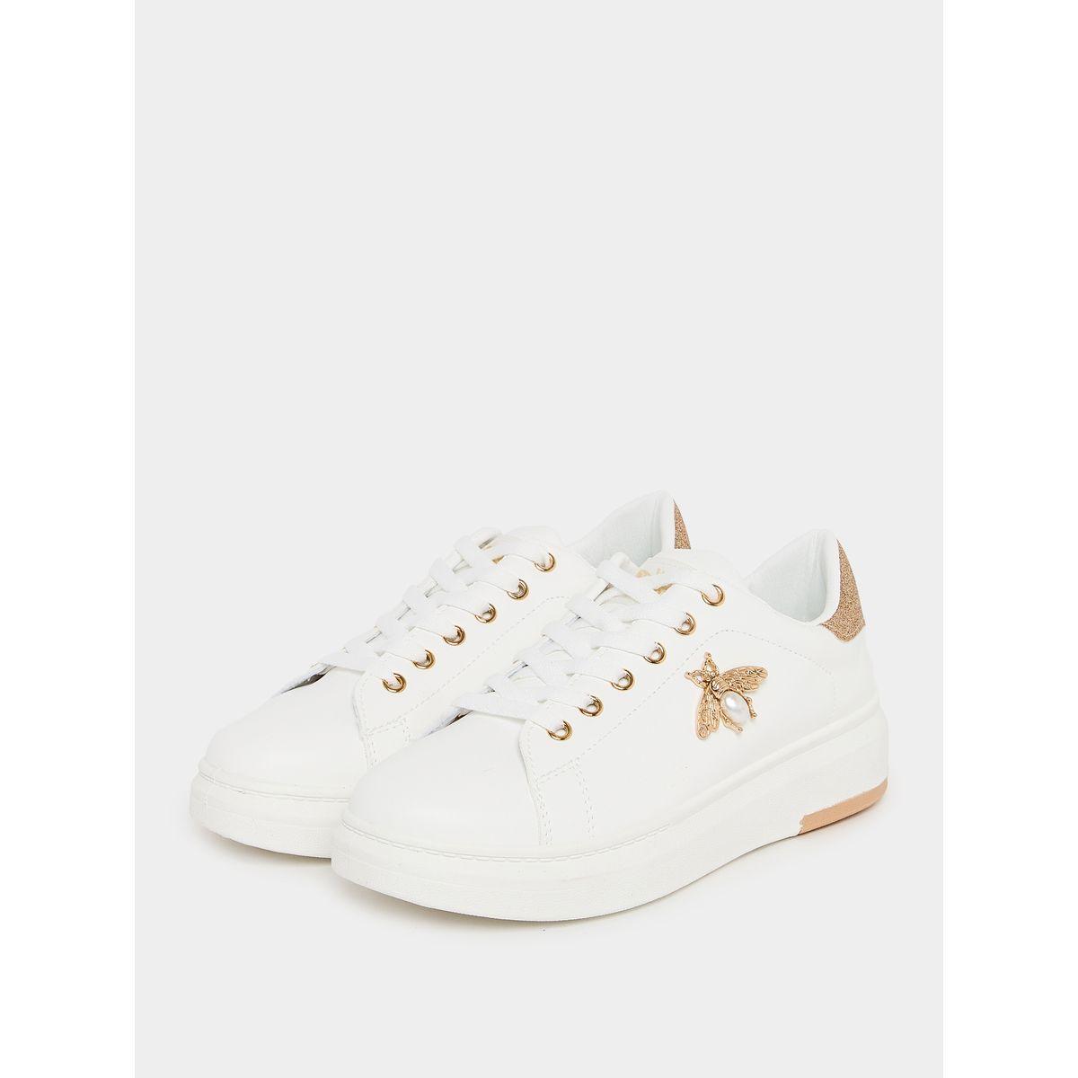 حذاء سنيكرز منمق بحلية مع رباط غلق-women-shoes-sneakers-image-2