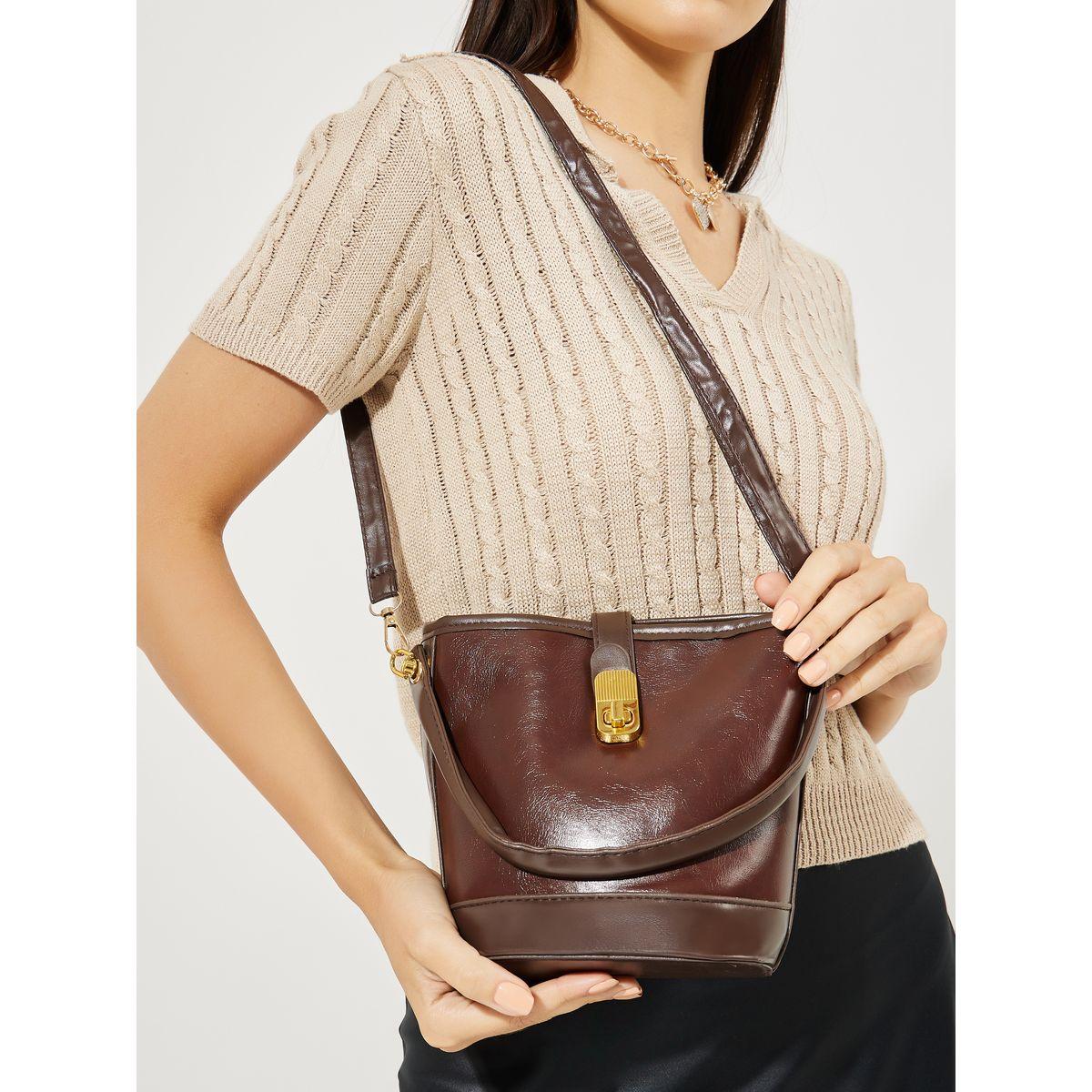 شنطة يد بمقبض علوي وقفل بنمط دوار-women-bagsandwallets-handbags-image-6