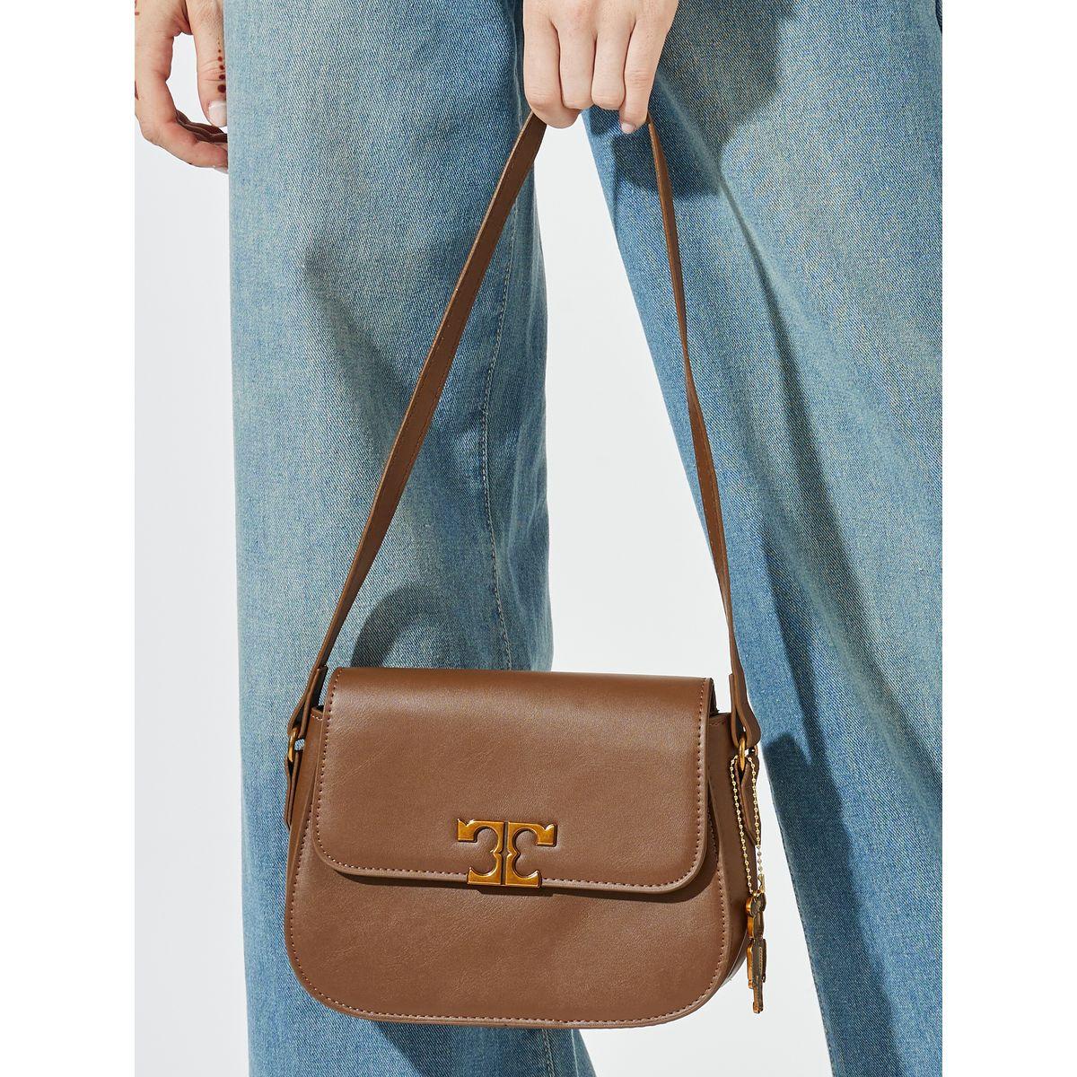 شنطة بطية إغلاق مع حلية معدنية وميدالية مفاتيح-women-bagsandwallets-handbags-image-3