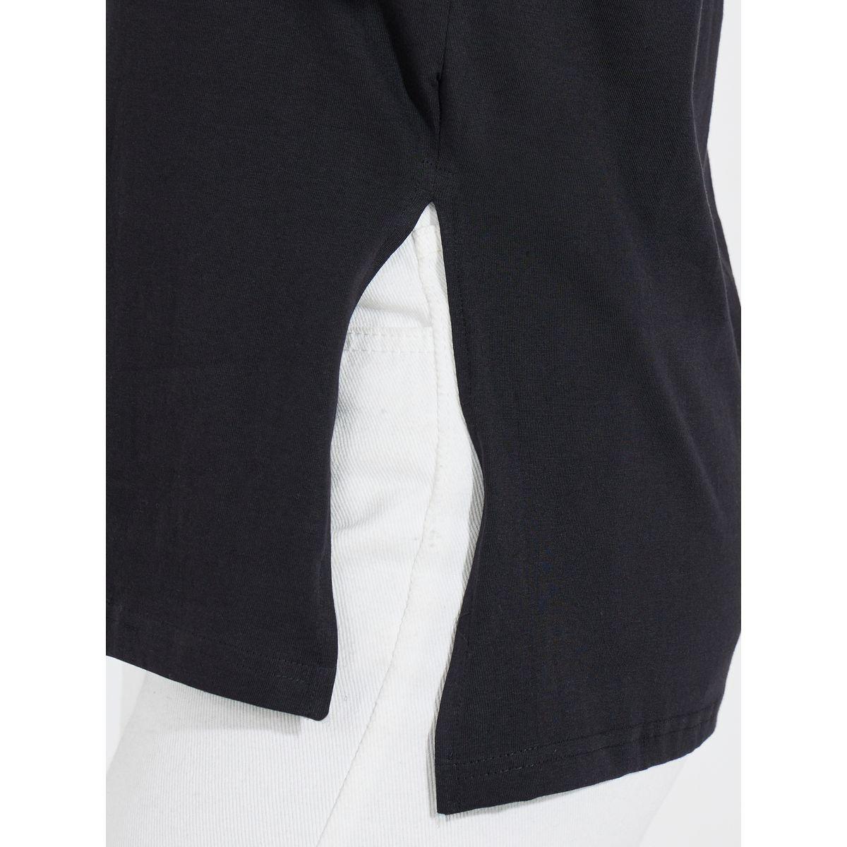 Styli Elevate High-Low Hem Slit Detail Printed T-Shirt-women-clothing-tshirts-image-4