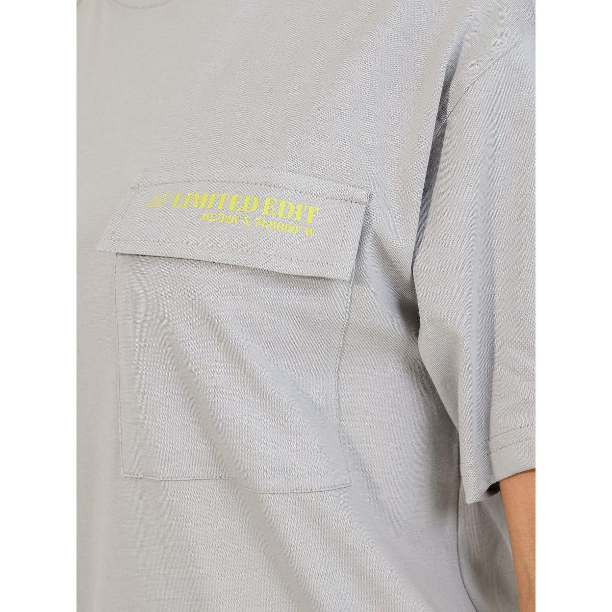 Styli Oversized Forward Shoulder T-Shirt with Pocket and Short Sleeve-women-clothing-tshirts-image-3