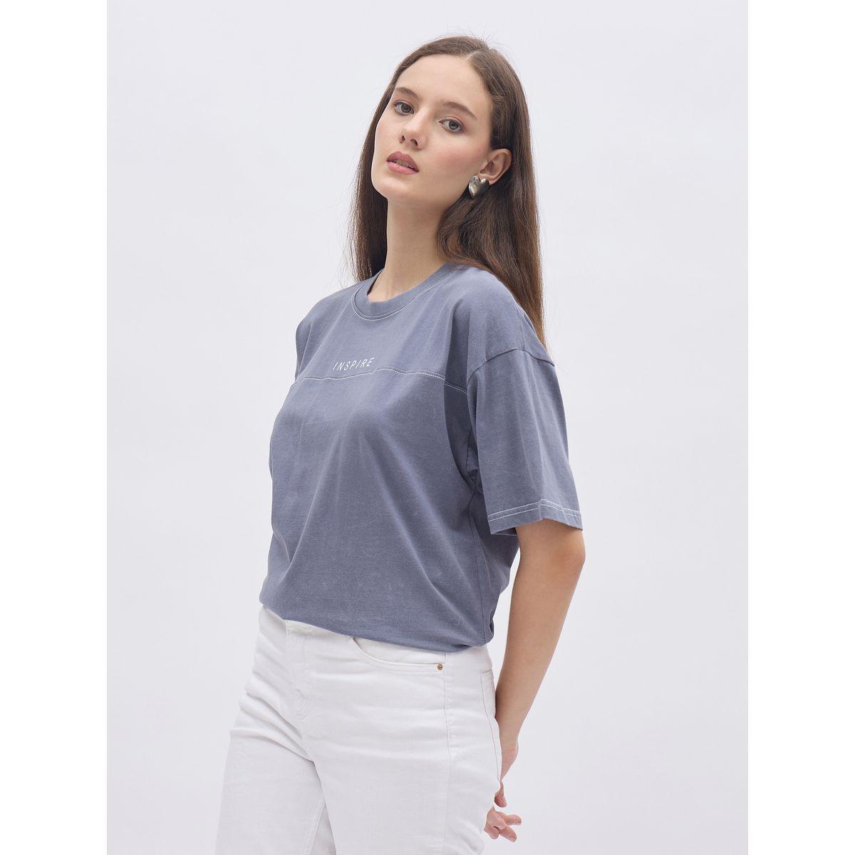 تيشيرت فضفاض مطبع بتفاصيل مشطوفة-women-clothing-tshirts-image-3