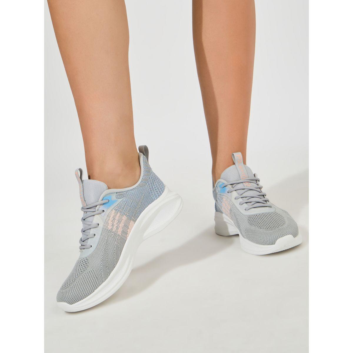 حذاء سنيكرز برباط غلق-women-shoes-sneakers-image-1