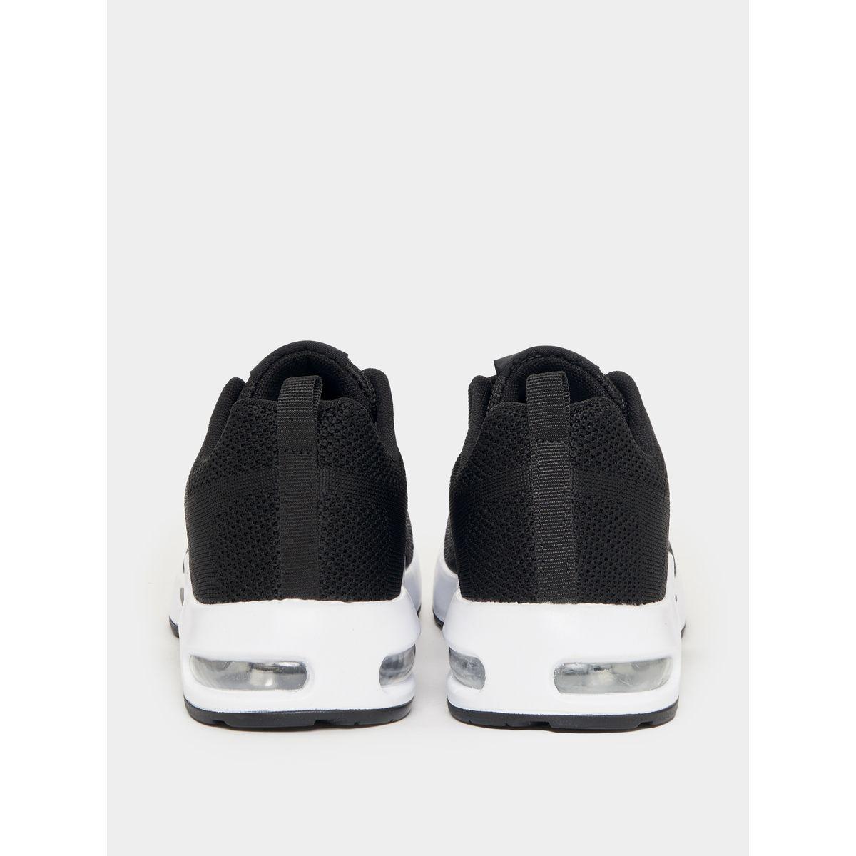حذاء سنيكرز بتفاصيل شبكية ورباط غلق-women-shoes-sneakers-image-3