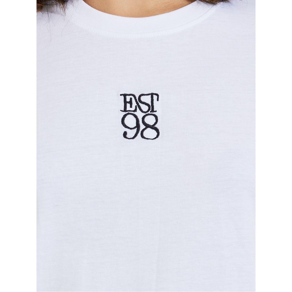 تيشيرت فضفاض بتفاصيل مُطرّزة مع أكتاف منخفضة-women-clothing-tshirts-image-3
