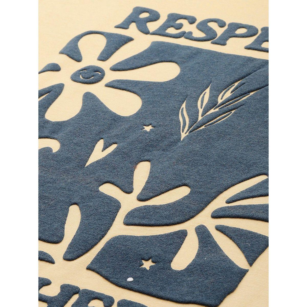تيشيرت قطن فضفاض مطبع بطبعة جرافيك ديلينجر × ستايلي-women-clothing-tshirts-image-5