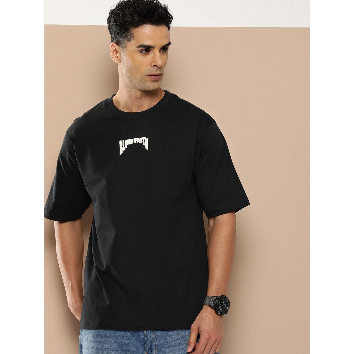 تيشيرت فضفاض باكتاف منخفضة وطبعة جرافيك ديفيرنس أوف أوبينيون × ستايلي-men-clothing-tshirtsandpolos-tshirts-image-3