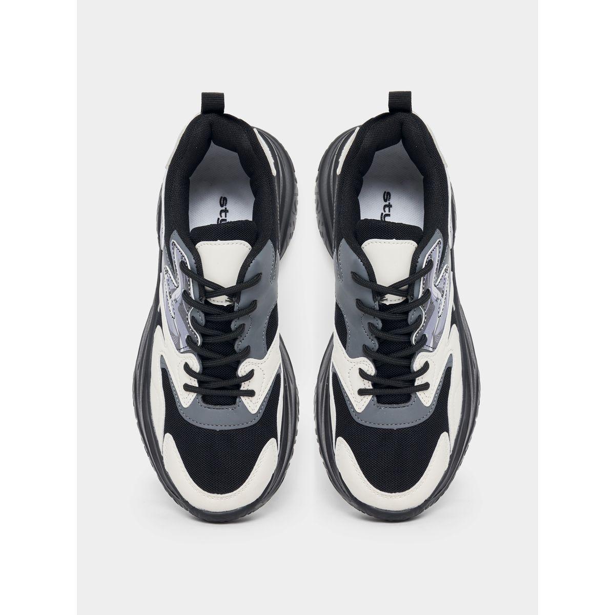 حذاء سنيكرز بنعل بلاتقورم واربطة-women-shoes-sneakers-image-6