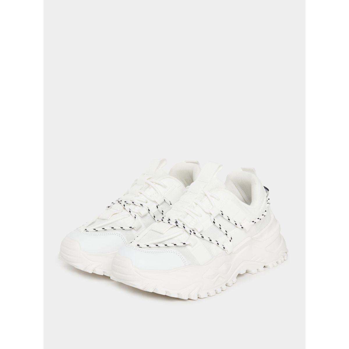 حذاء سنيكرز بنعل شانكي مع رباط غلق-women-shoes-sneakers-image-2