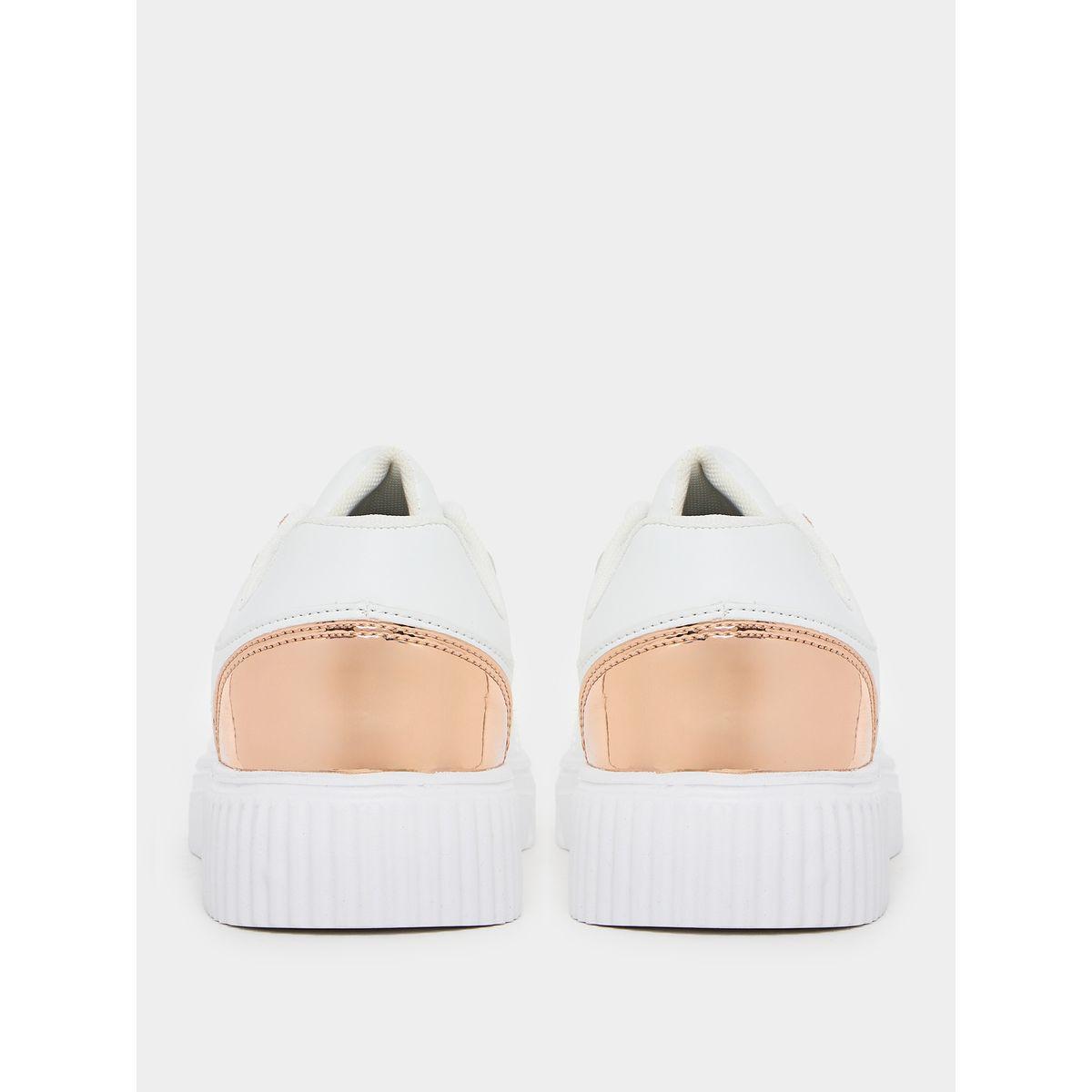 حذاء كاجوال بتفاصيل براقة مع رباط غلق-women-shoes-loafersandmoccasins-image-4