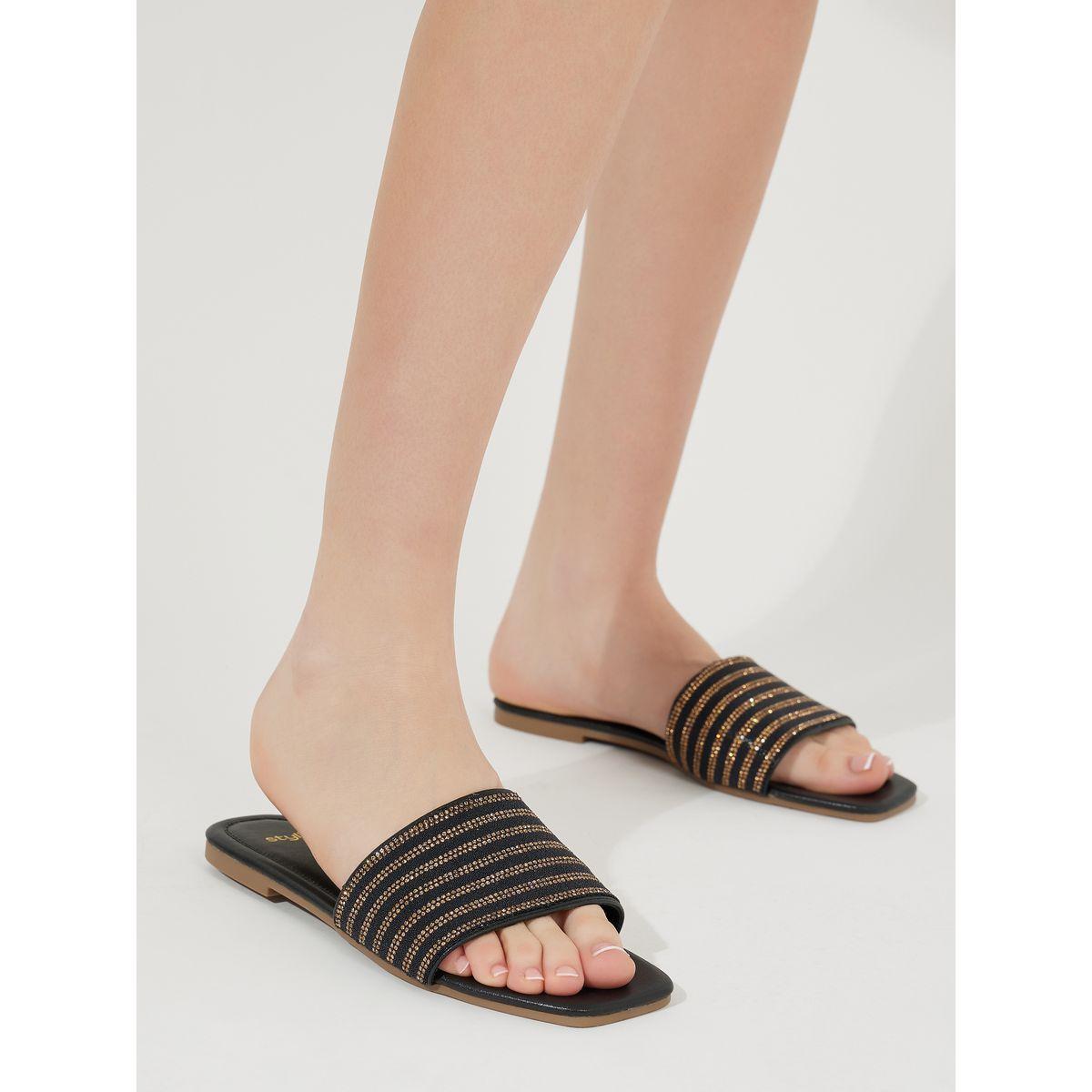 صندل فلات كاجوال بسير منمق-women-shoes-sandals-flats-image-7