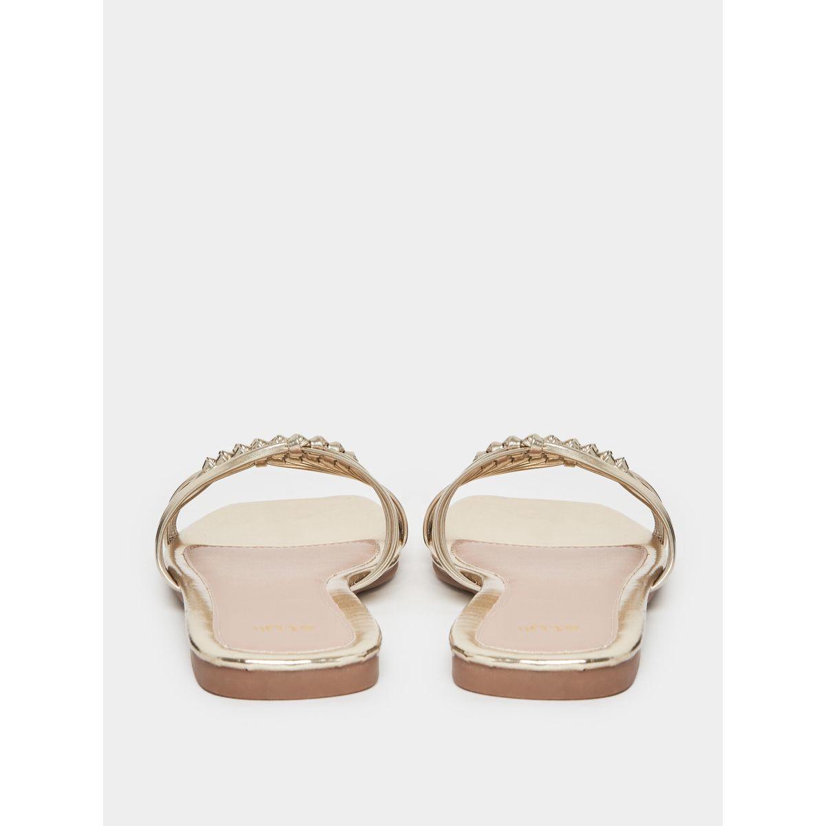 صندل فلات بسيور كروس وتفاصيل براقة-women-shoes-sandals-flats-image-4