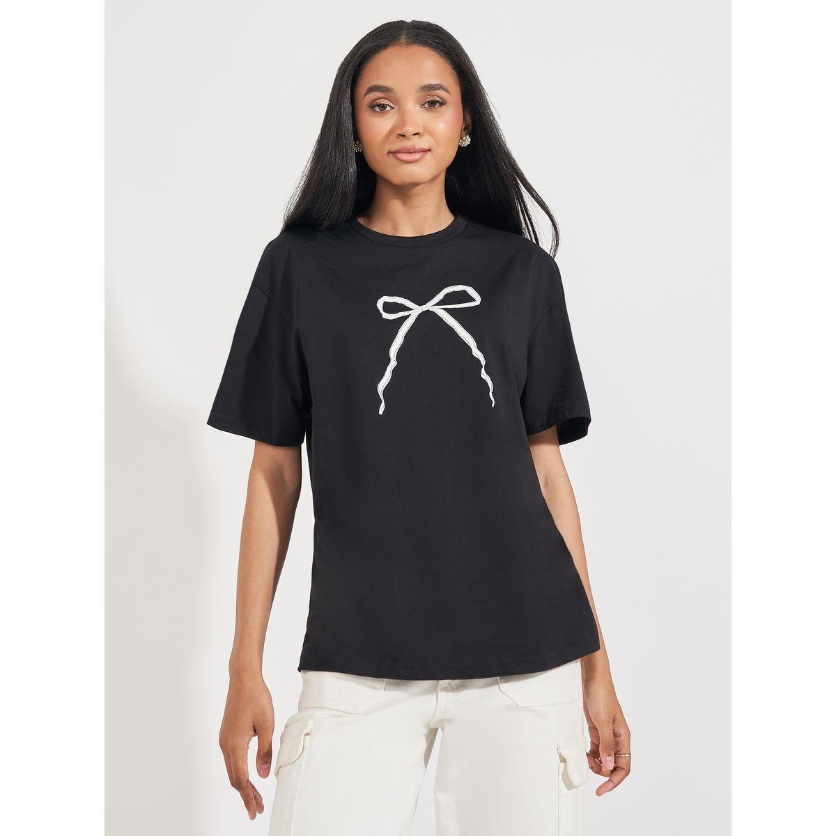 Styli Oversized Bow Graphic Print T-Shirt-women-clothing-tshirts-image-1