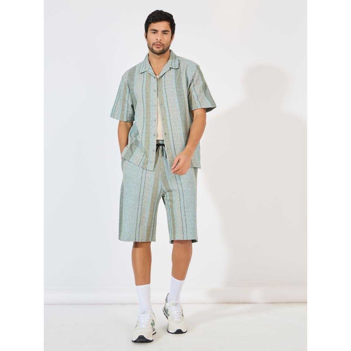 طقم منسق من شورت فضفاض مع بلوزة بقصة مريحة-men-clothing-coordsets-image-2