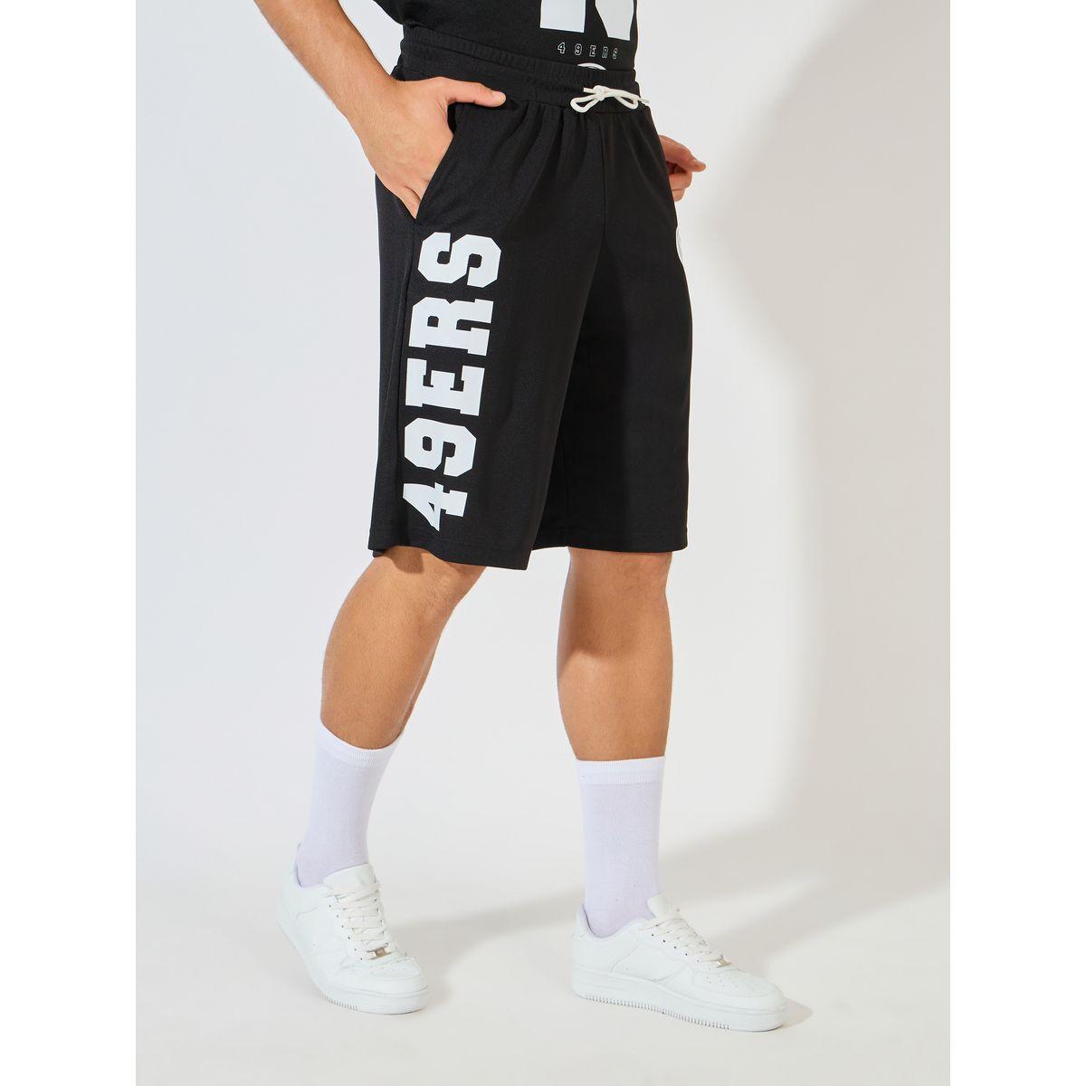 طقم منسق من شورت مع تيشيرت فضفاض بأكمام قصيرة-men-clothing-coordsets-image-5