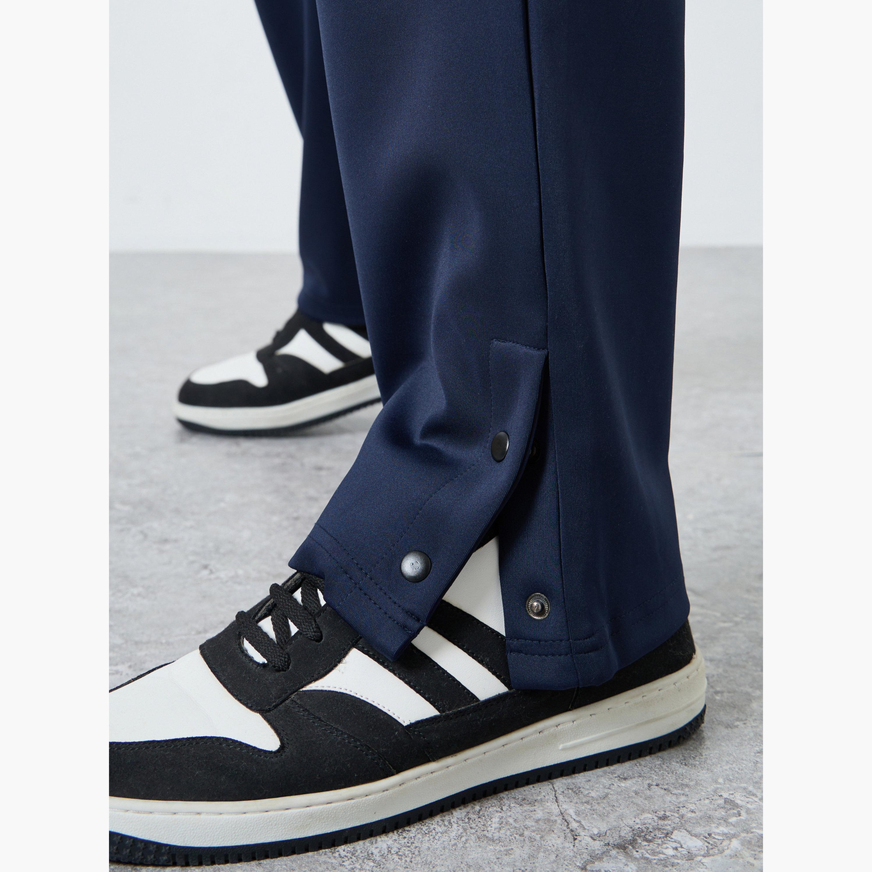بنطال سكوبا بحواف مفتوحة وقصة مريحة للرجال-men-clothing-sportswearandactivewear-bottoms-joggers-image-4