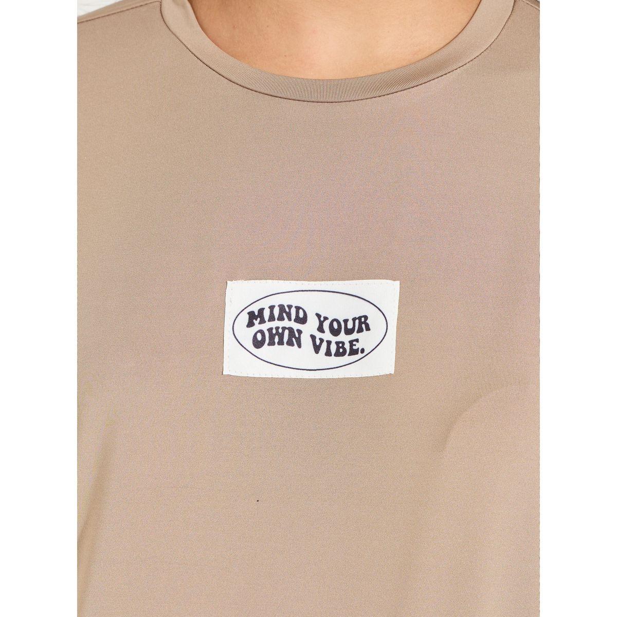 تيشيرت فضفاض مزين بشارة مع اكتاف منخفضة-women-clothing-tshirts-image-4
