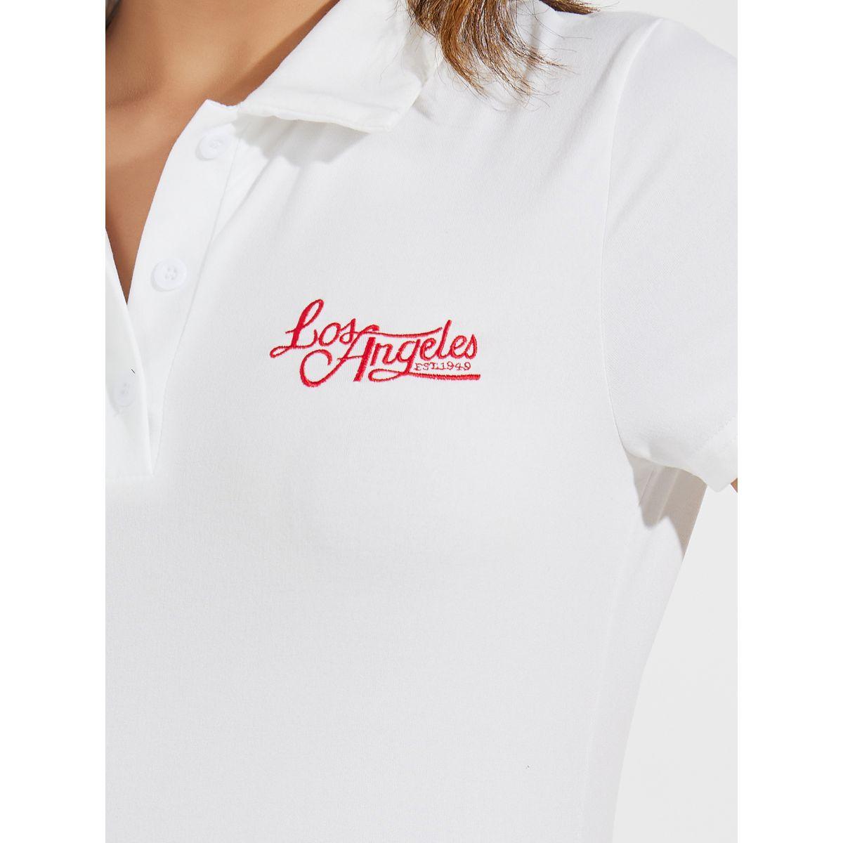 تيشيرت مجسم بياقة بولو مع كتابة مُطرّزة-women-clothing-tshirts-image-4