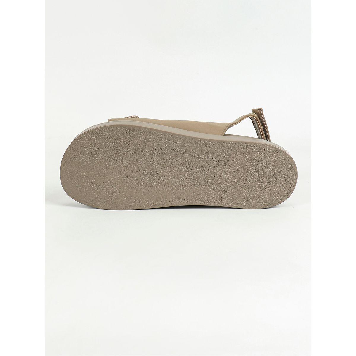 صندل بمقدمة مفتوحة وشريطين فيلكرو للغلق سنِيك-أ-بِيك × ستايلي-women-shoes-sandals-flats-image-7