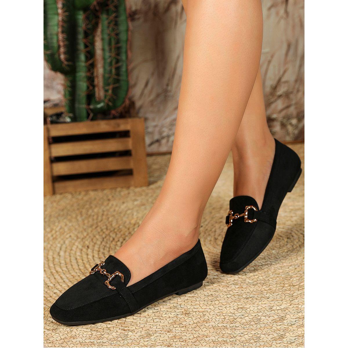 حذاء ميولز مزين بحلية معدنية سنِيك-أ-بِيك × ستايلي-women-shoes-flats-loafers-image-1