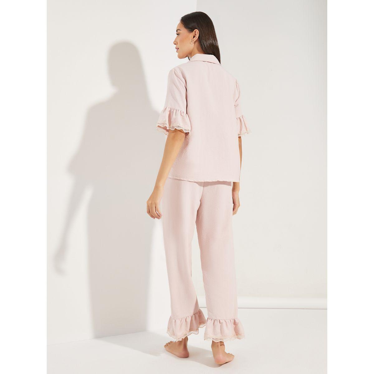 طقم من بنطال بيجاما مع بلوزة بتفاصيل دانتيل وكشكش-women-clothing-nightwear-pyjamas-longsets-image-5