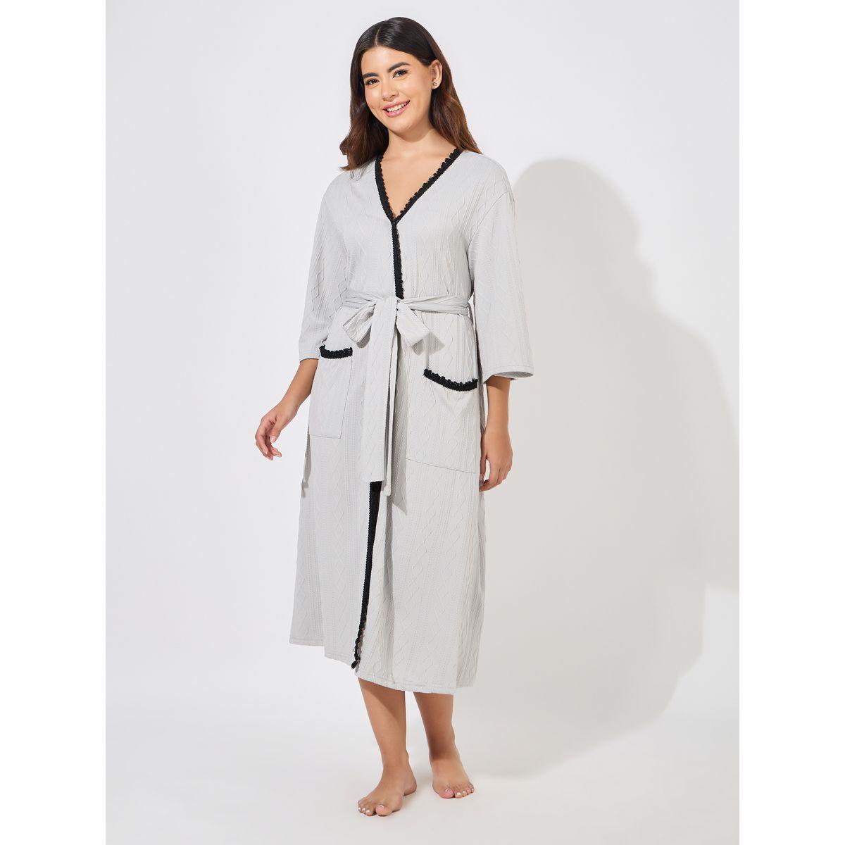 روب بتفاصيل بارزة الملمس-women-clothing-nightwear-robes-image-1