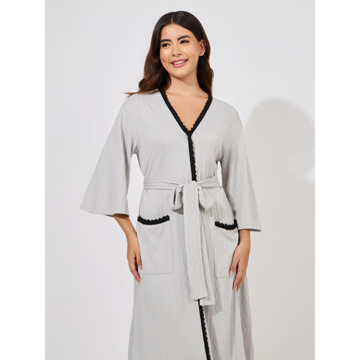 روب بتفاصيل بارزة الملمس-women-clothing-nightwear-robes-image-2