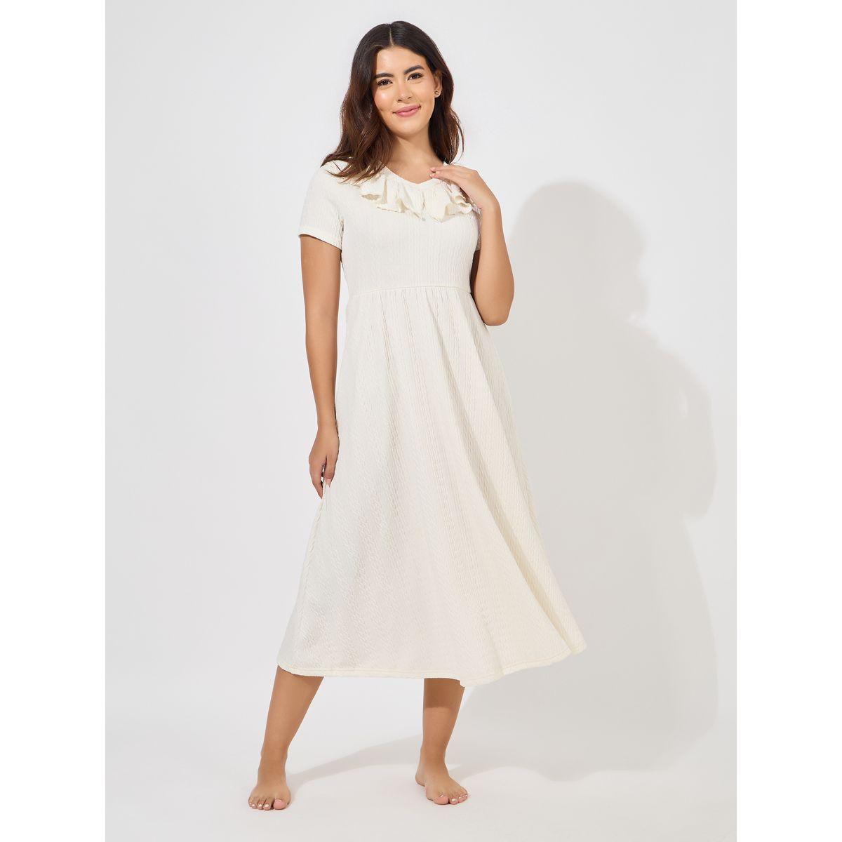 قميص نوم بتفاصيل بارزة الملمس مع كشكش-women-clothing-nightwear-nighties-image-1