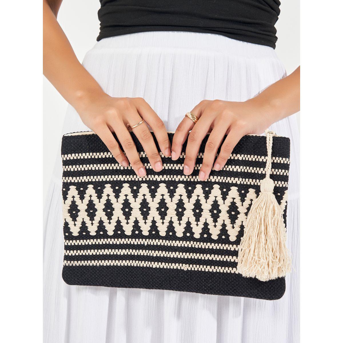 شنطة بلا يد مزينة بشراشيب-women-bagsandwallets-handbags-image-4
