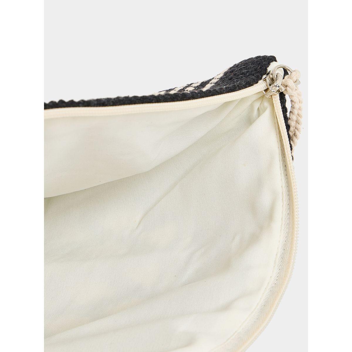Styli Diamond Pattern Clutch with Tassel-women-bagsandwallets-handbags-image-6