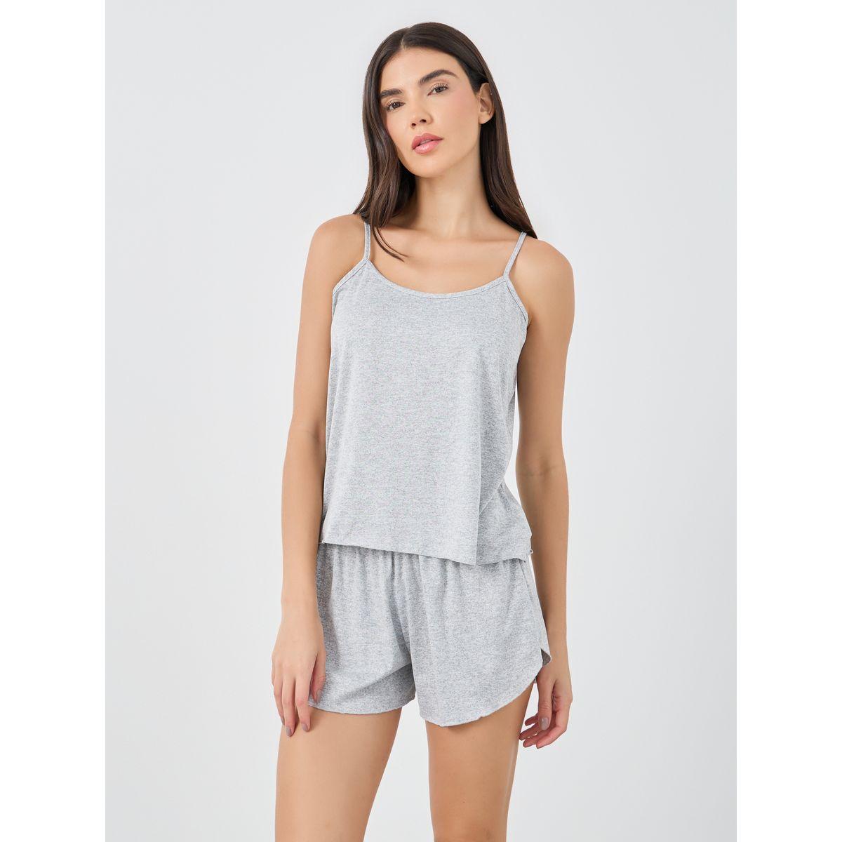 طقم بيجاما من شورت وبلوزة سادة بحمالات رفيعة-women-clothing-nightwear-pyjamas-shortsets-image-1