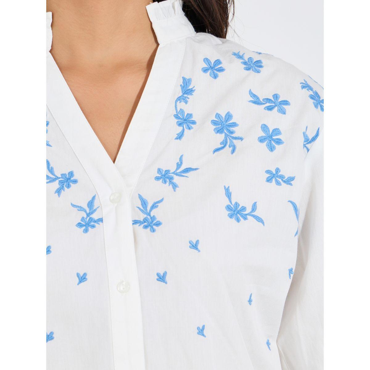Styli Chambray Embroidered Buttoned Blouse with Balloon Sleeve-women-clothing-shirtsandblouses-blouses-image-3