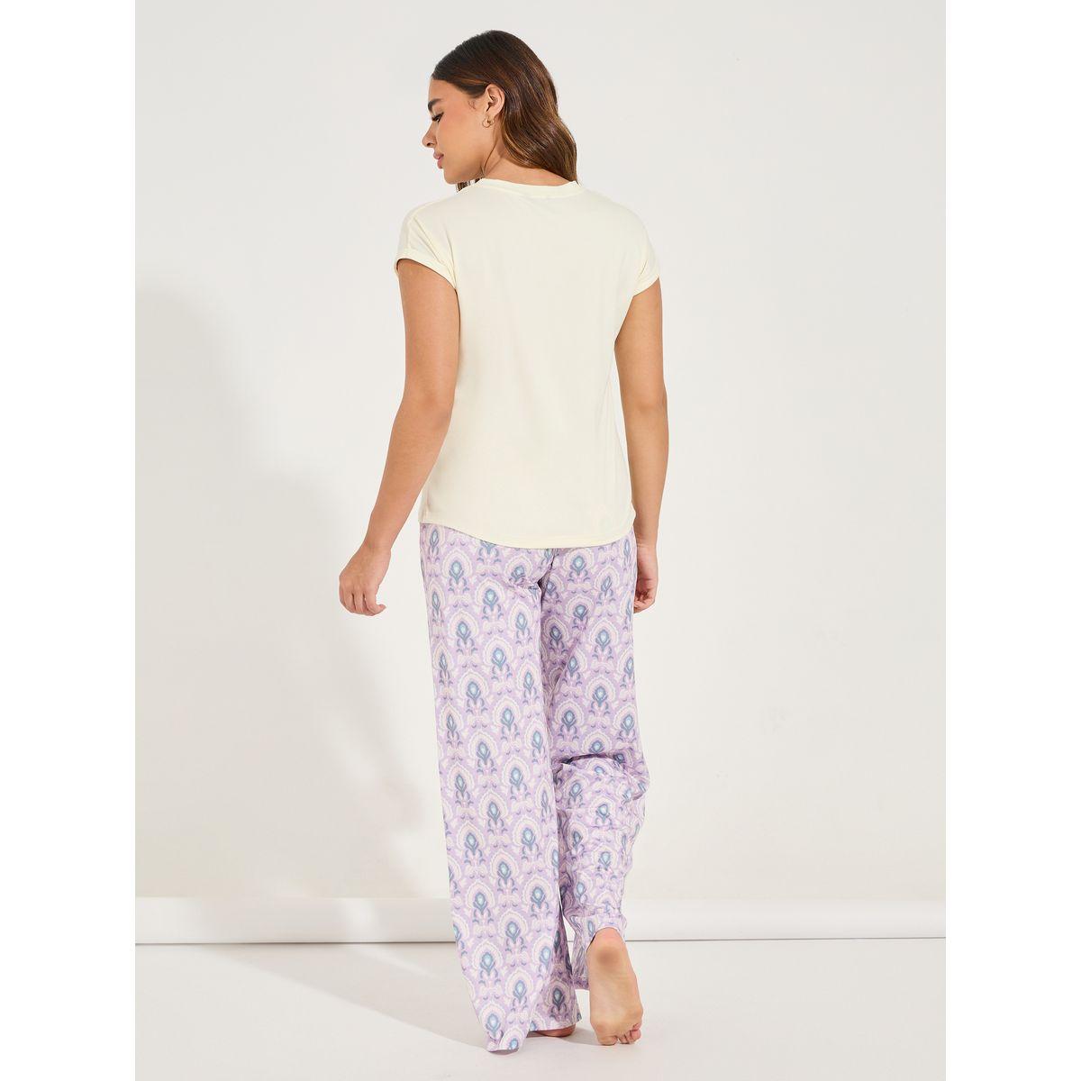 طقم من بنطال بيجاما مع تيشيرت باكمام قصيرة مطوية-women-clothing-nightwear-pyjamas-longsets-image-7