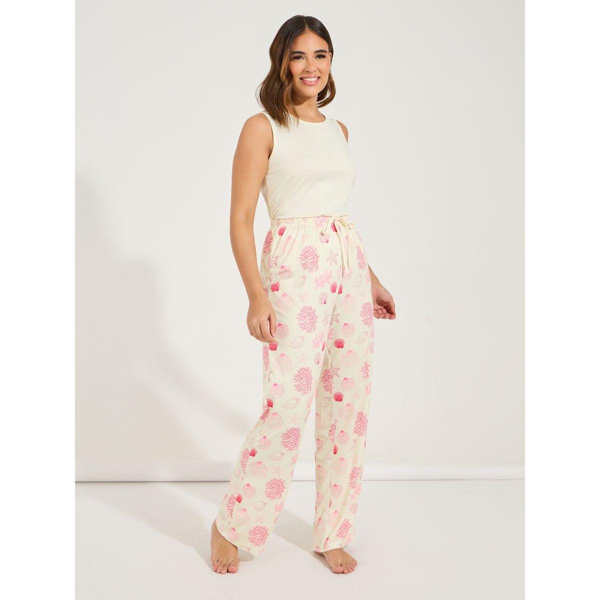 Styli Unwind Ruffle Hem T-Shirt & Shell Print Pyjama Set-women-clothing-nightwear-pyjamas-longsets-image-4