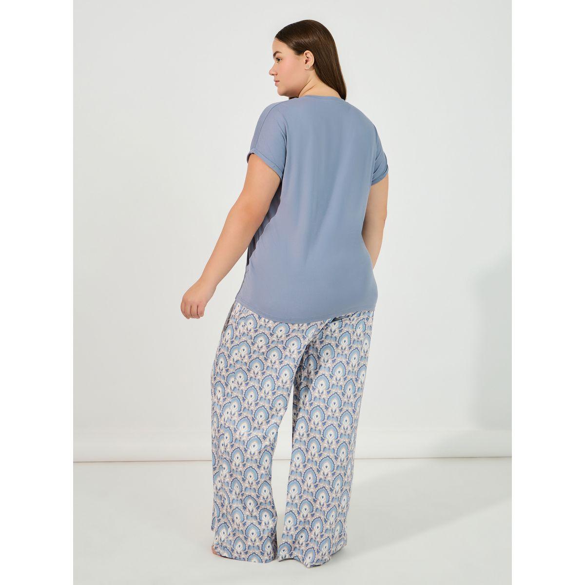 Styli Unwind Plus Size Turn-Up Sleeve T-Shirt & Printed Pyjama Set-women-clothing-nightwear-pyjamas-longsets-image-4