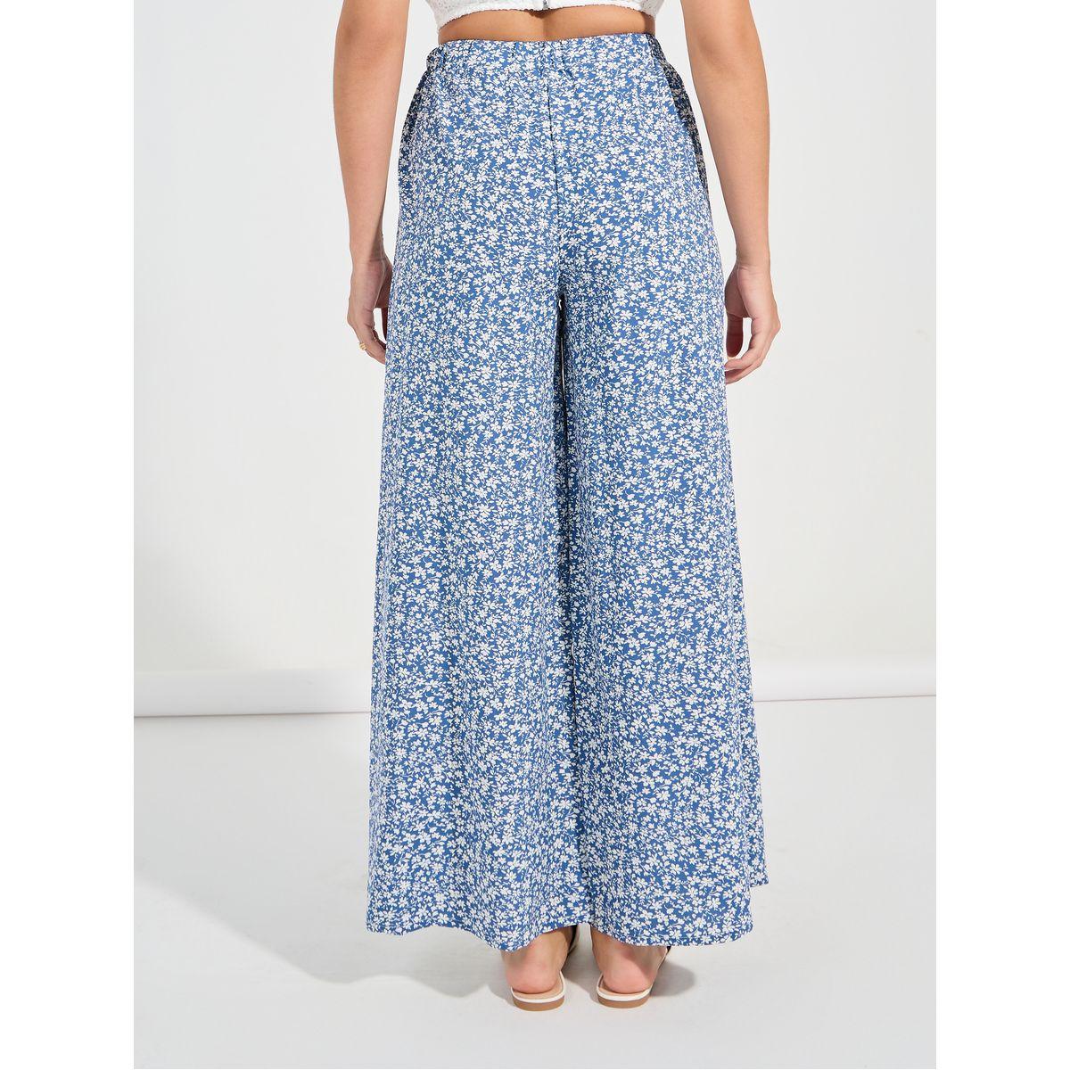 طقم منسق من بنطال مطبع بزهور مع بلوزة كامي بتفاصيل دانتيل-women-clothing-coordsets-image-6