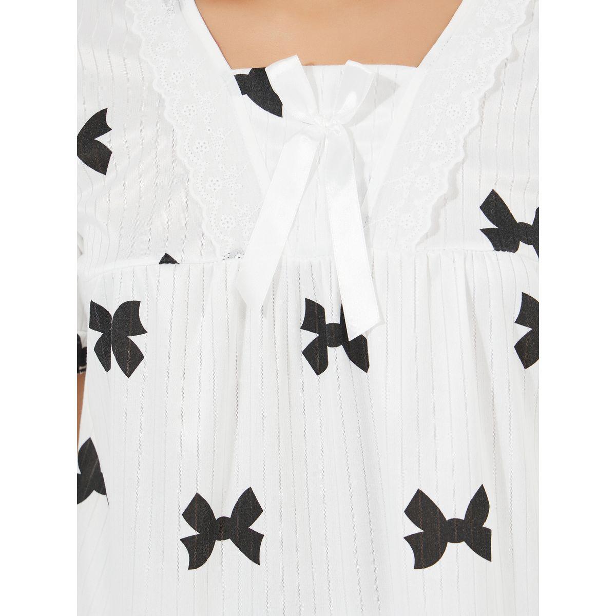 مجموعة من شورت مع بلوزة بتفاصيل دانتيل وطبعات فيونكة-women-clothing-nightwear-pyjamas-shortsets-image-3