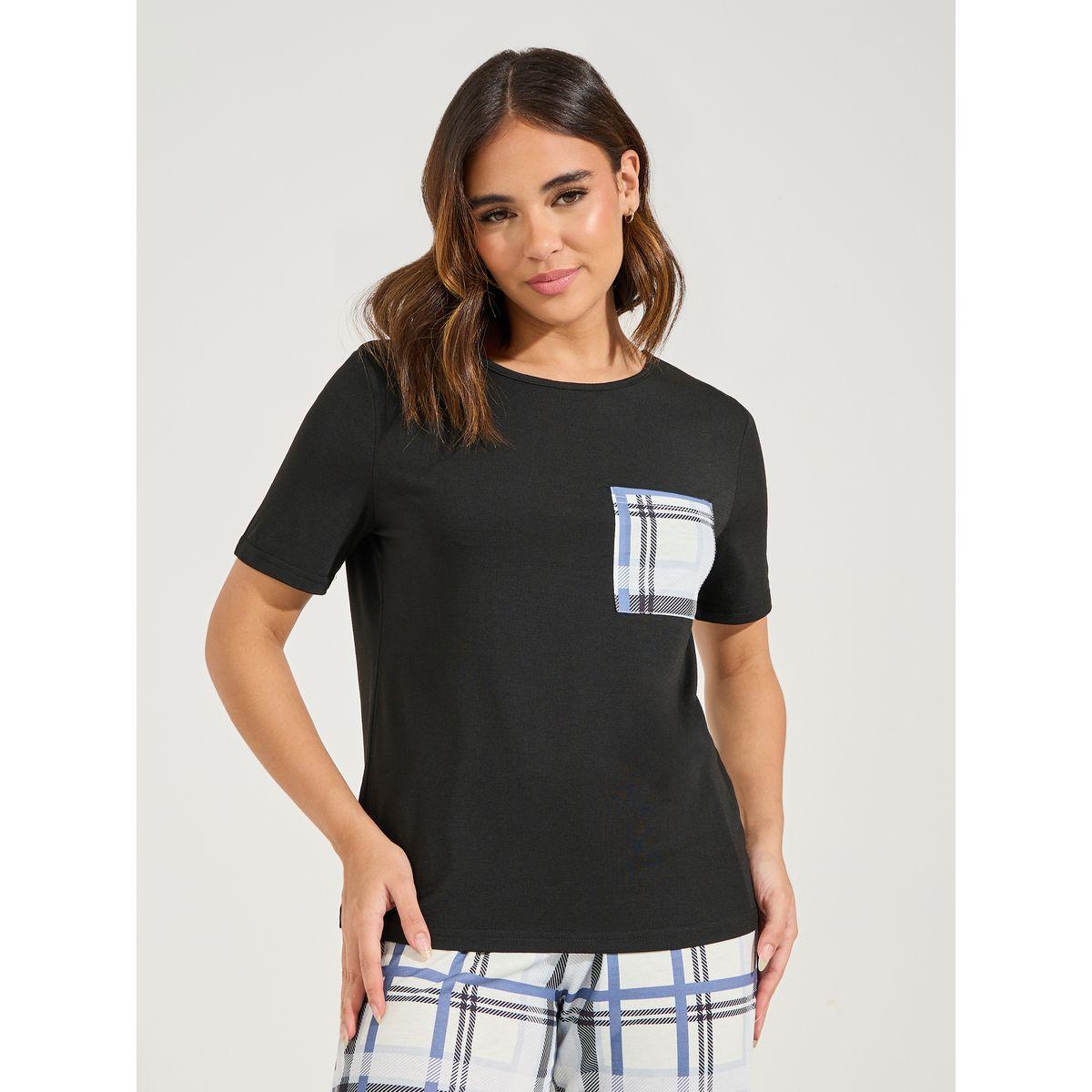 طقم من بنطال بيجاما مع تيشيرت بجيب على الصدر-women-clothing-nightwear-pyjamas-longsets-image-2