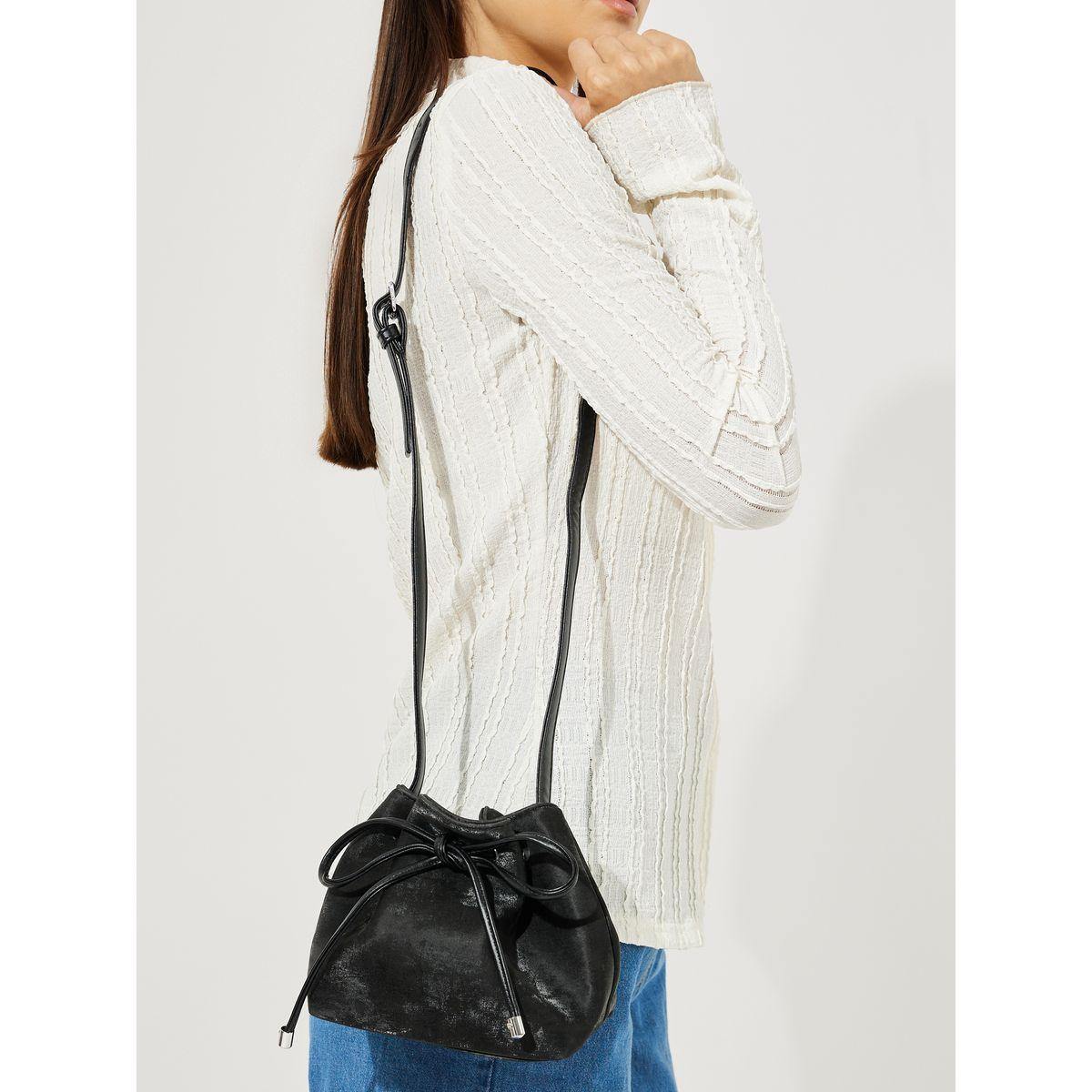 شنطة دلو بحمالة كتف ومزينة باربطة-women-bagsandwallets-handbags-image-2