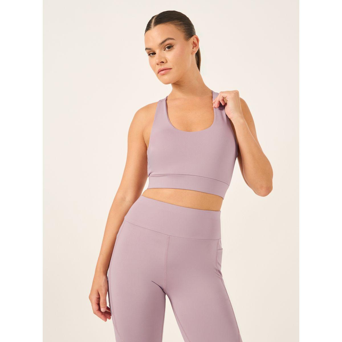 مجموعة من ليقنز وصدرية رياضية مع بلوزة بتفاصيل شبك-women-clothing-sportswearandactivewear-trackpantsandtracksuits-image-5