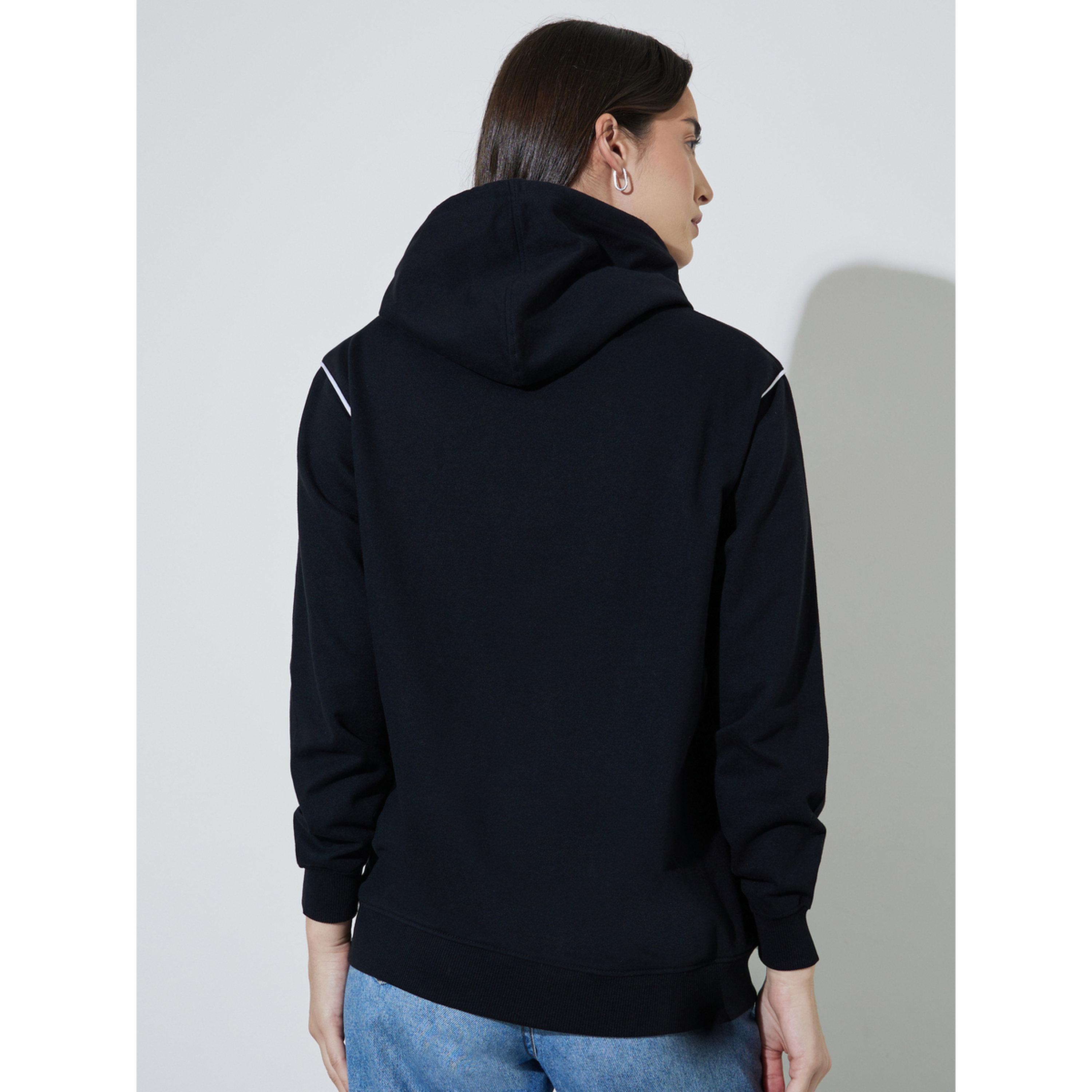 Styli Black Regular Fit Longline Hoodie with Piping Detail-women-clothing-hoodiesandsweatshirts-hoodies-image-3